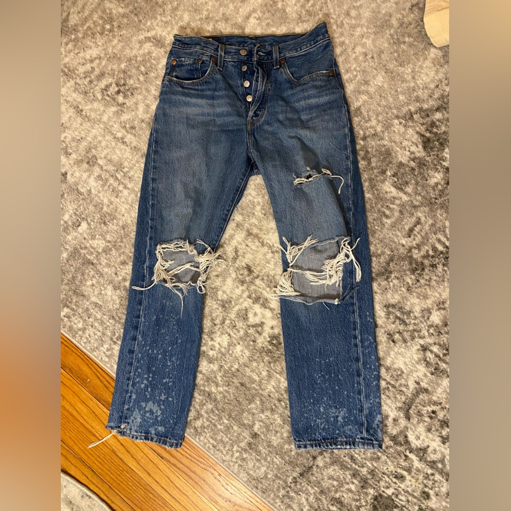 Levi 501 Distressed Jeans